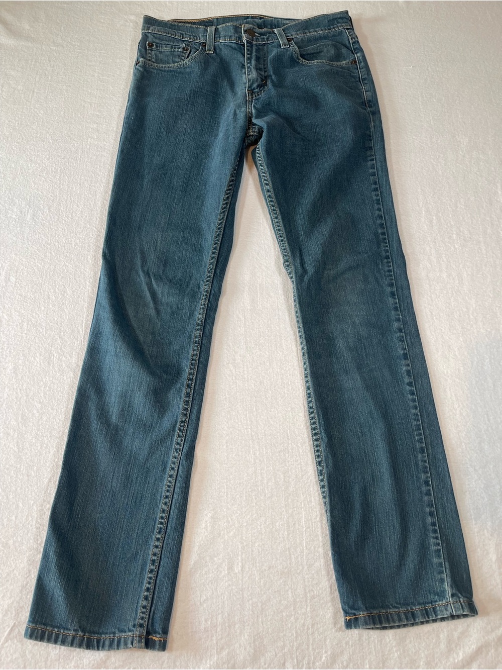 Levi's 511 Men's Jeans Slim Fit Straight Leg in Medium Blue Wash 30x32